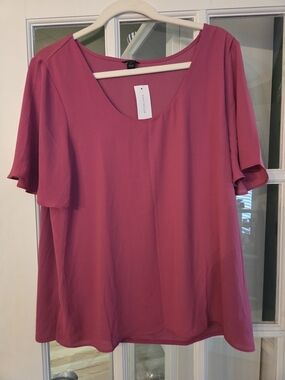 Women's Scoop Neck Flutter Sleeve Top - Raspberry Pink - Size L